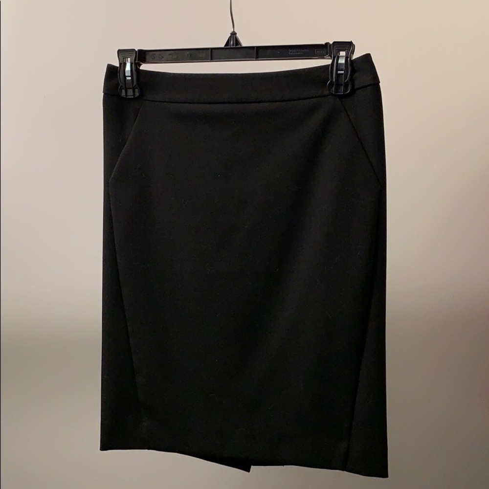 Loft business skirt in black